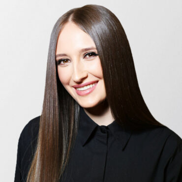 Жаркова Вероника